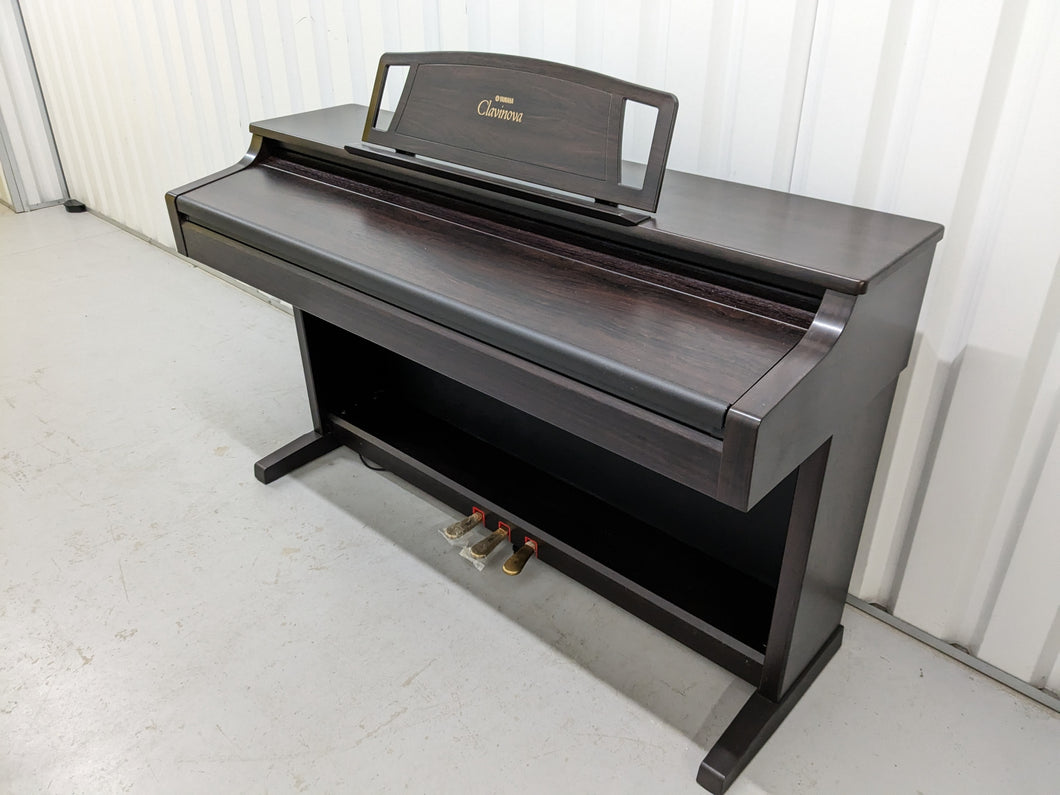 Yamaha Clavinova CLP-860 Digital Piano in rosewood finish stock # 22469