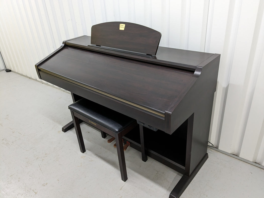 Yamaha Clavinova CVP-203 Digital Piano arranger with stool  stock nr 22460