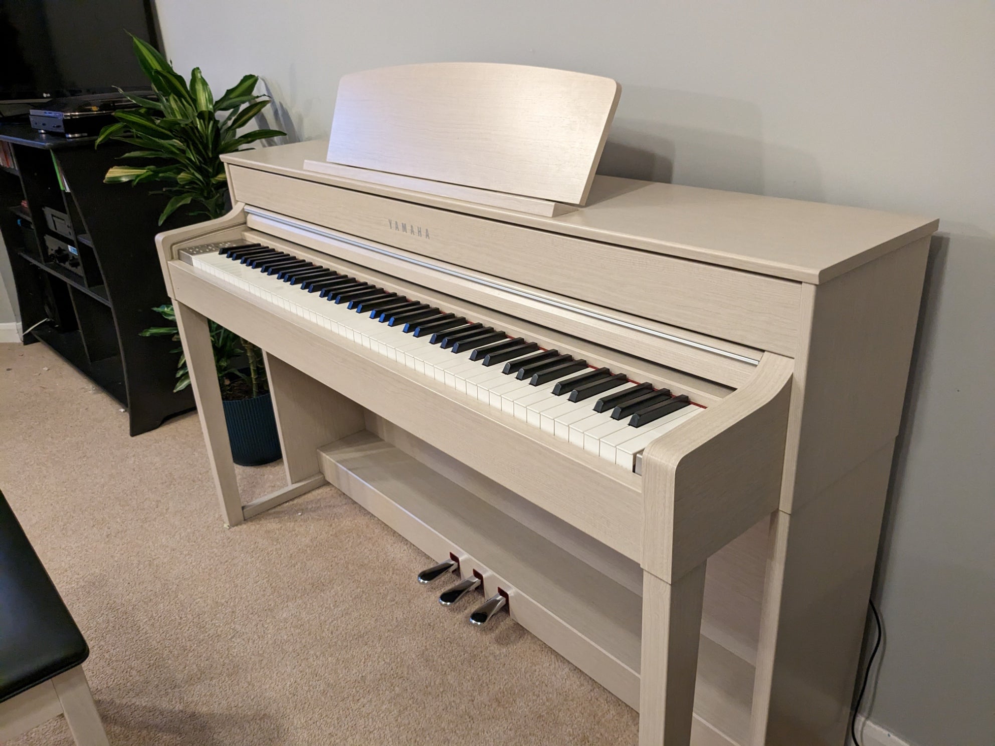 Yamaha Clavinova CLP-545WA in white ash with matching colour stool