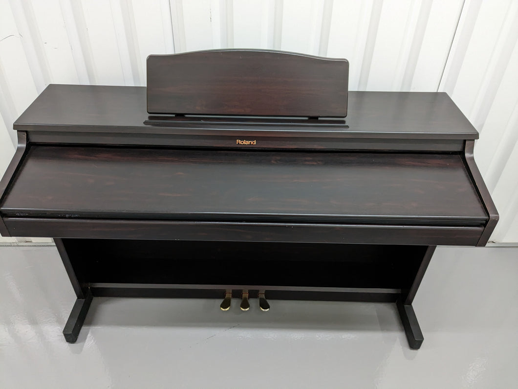 Roland HP-3E Digital Piano in dark rosewood  Stock  nr 23012