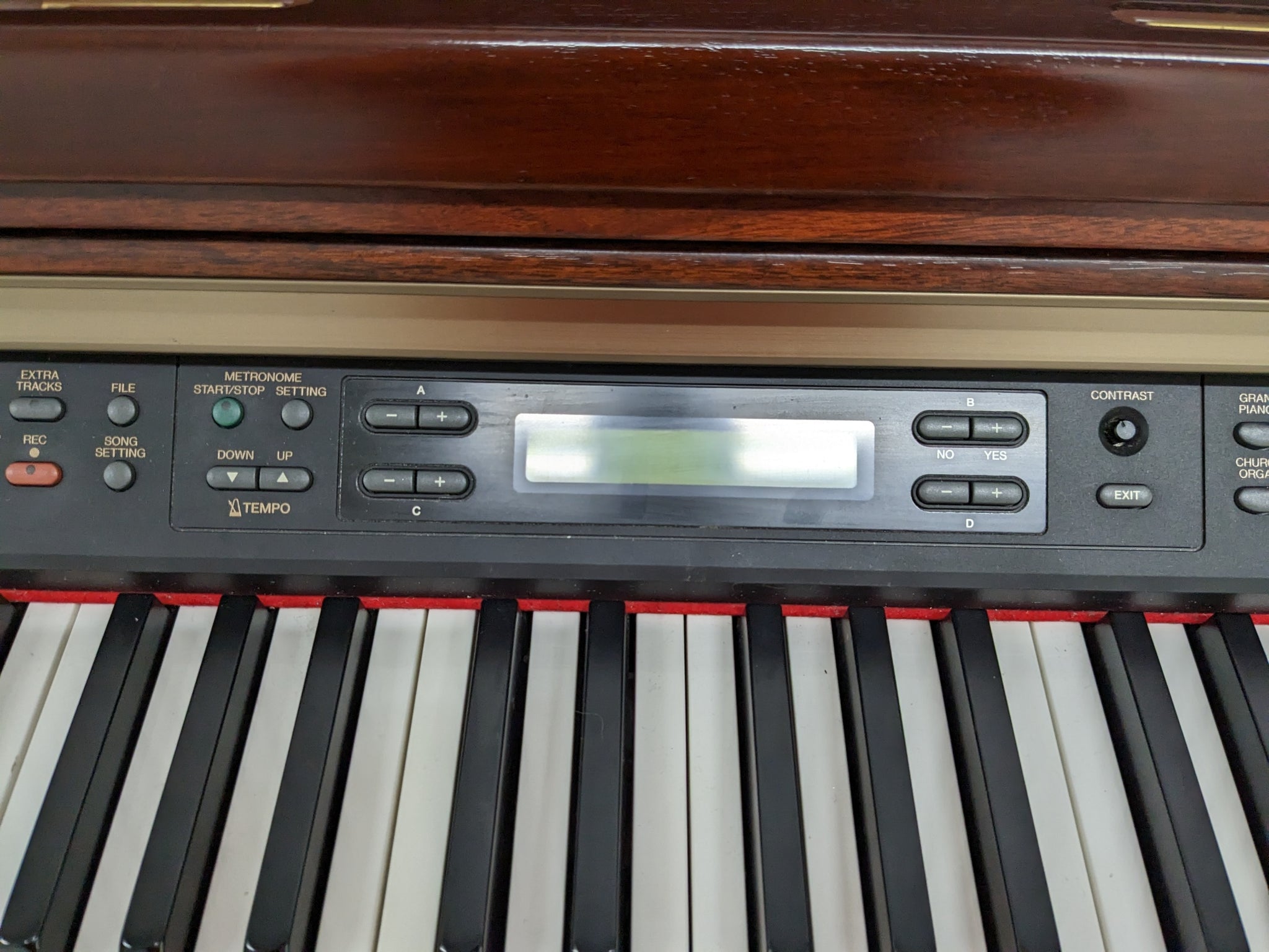 Yamaha Clavinova CLP-150 Digital Piano with stool in mahogany