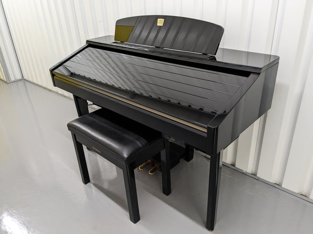 YAMAHA CLAVINOVA CVP-210PE DIGITAL PIANO + STOOL IN GLOSSY BLACK stock 23049