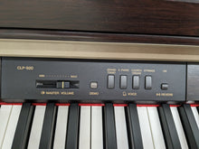 Load image into Gallery viewer, Yamaha Clavinova CLP-920 Digital Piano in rosewood, weighted keys stock nr 23056
