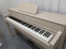 Load image into Gallery viewer, Yamaha Clavinova CLP-535 in white ash with matching stool stock nr 23076
