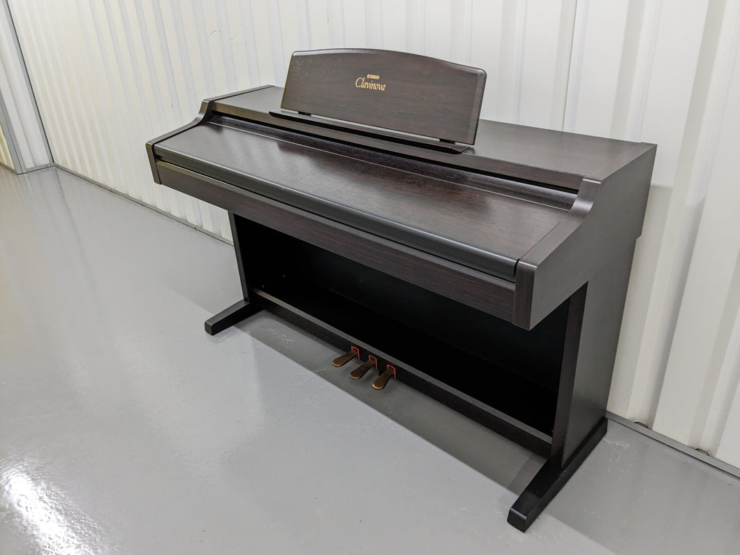 Yamaha Clavinova CLP-840 Digital Piano in dark rosewood finish stock # 23083