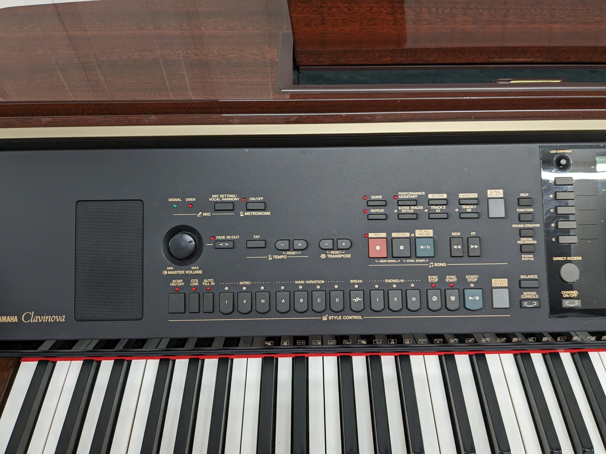 YAMAHA CLAVINOVA CVP-309PM DIGITAL PIANO + STOOL IN GLOSSY