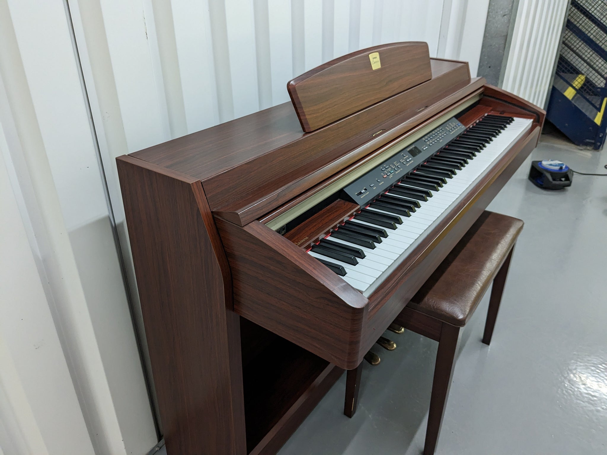 ヤマハクラビノーバ CLP240C