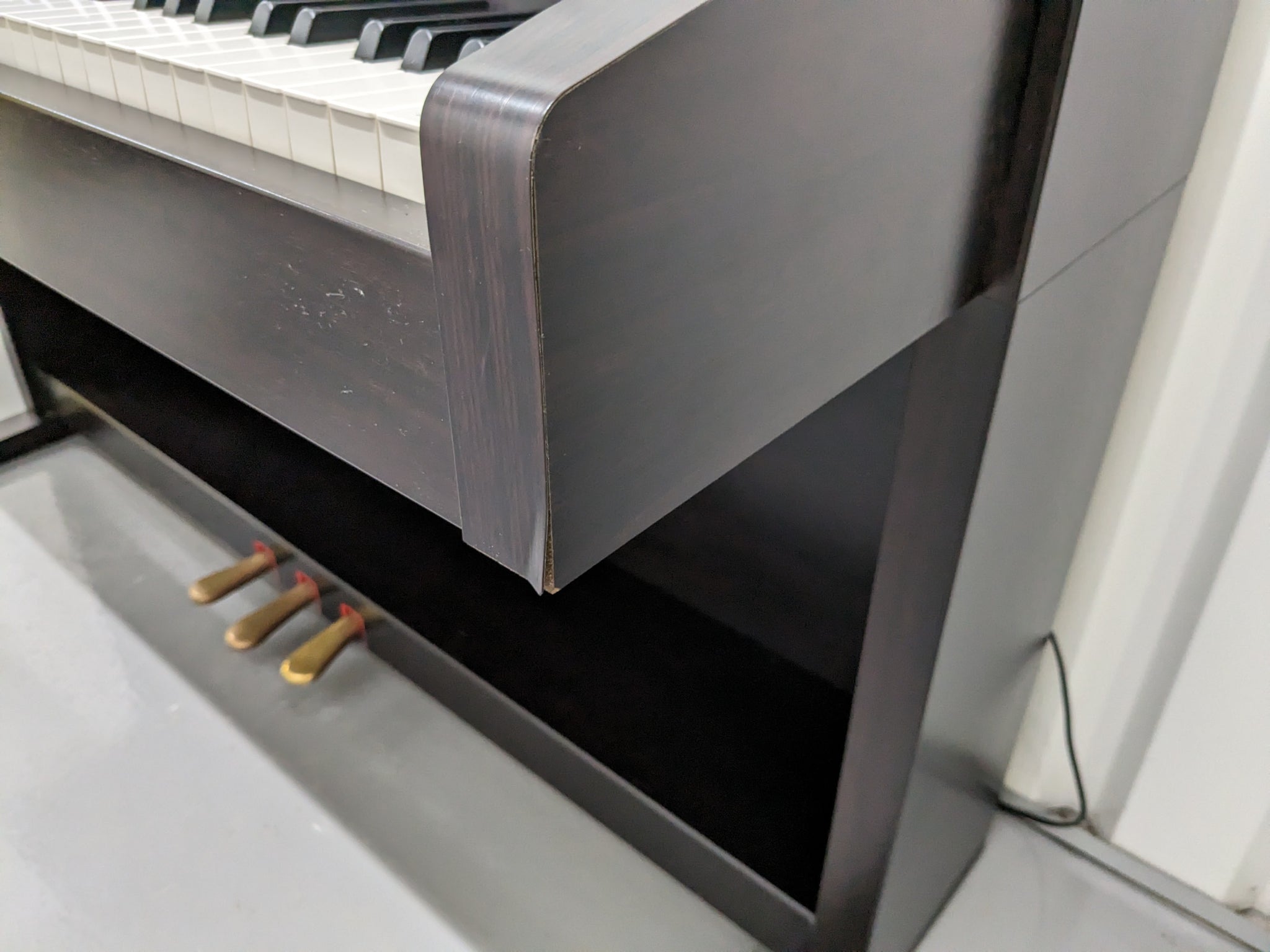 Yamaha Clavinova CLP-340 Digital Piano and stool in rosewood stock