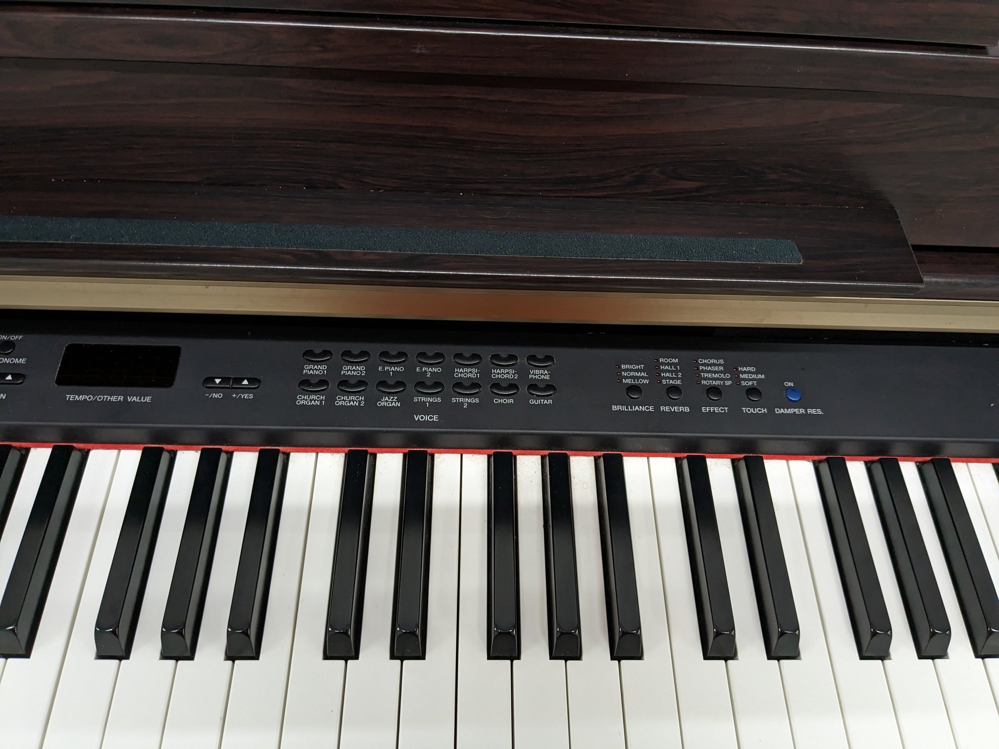 Yamaha Clavinova CLP-330 Digital Piano and stool in dark rosewood