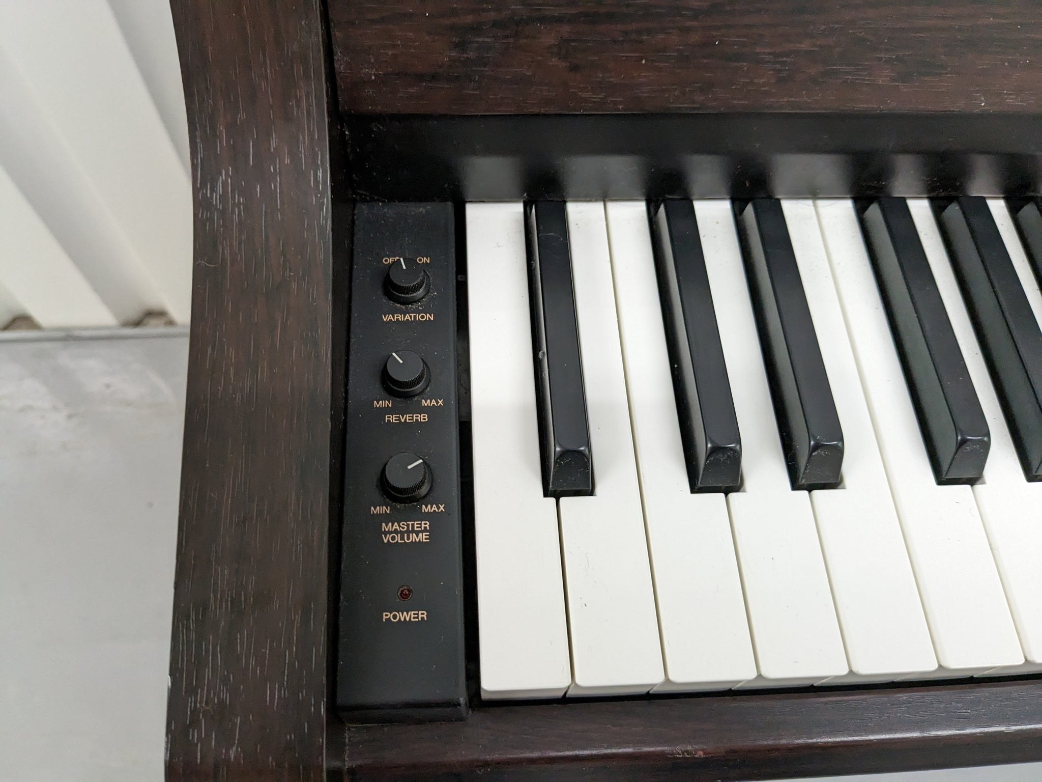 Yamaha Clavinova CLP-810s Digital Piano Full Size 88 keys 2