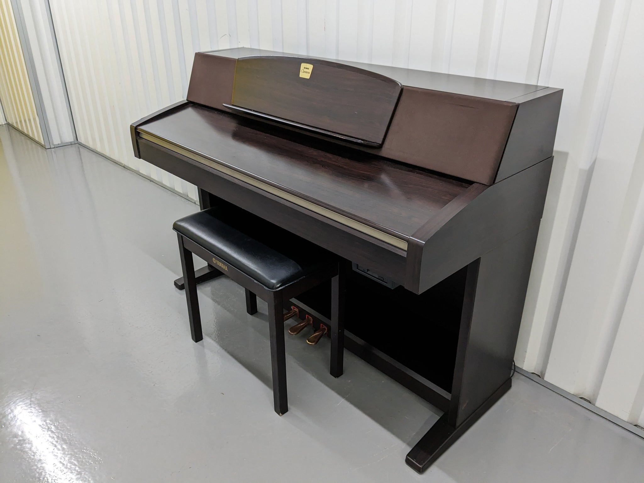 Yamaha Clavinova CLP-970 Digital Piano Full Size 88 keys 3 pedals 