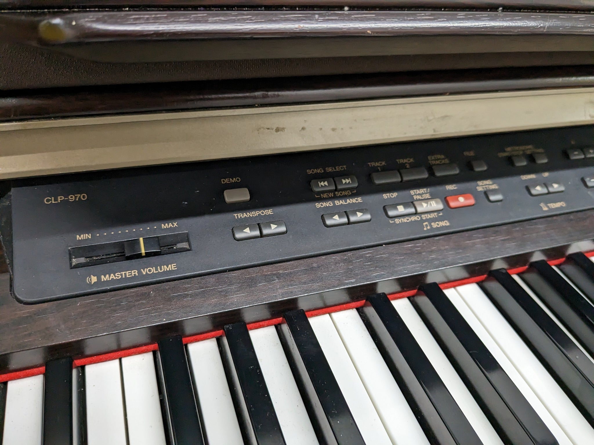 ヤマハ　CLP-970 電子ピアノ88鍵 Yamaha Clavinova CLP-970 Digital Piano Full Size 88 keys 3 pedals