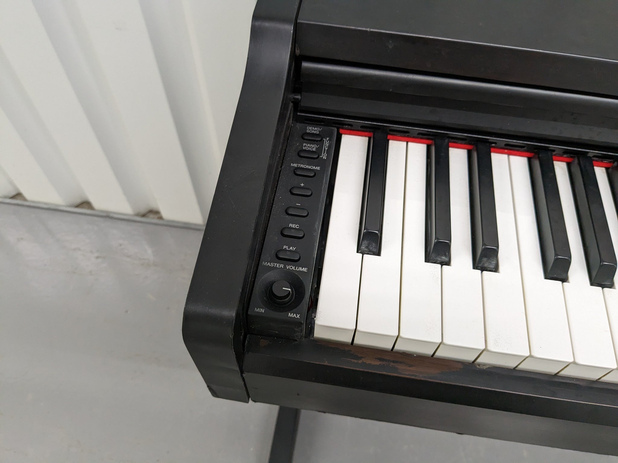 Yamaha Arius YDP-140 Digital Piano in painted black finish