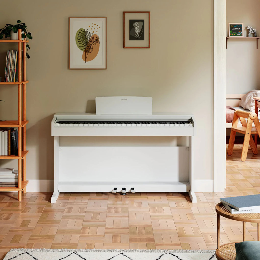 Yamaha Arius YDP-144 digital piano in white, weighted keys, stock nr 22384