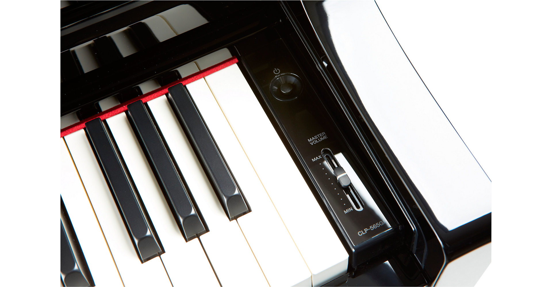 Yamaha Clavinova CLP 565GP in polished glossy black matching