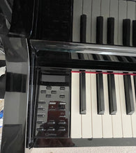 Load image into Gallery viewer, Yamaha Clavinova CLP-535 CLP-535PE Digital Piano in gloss black stock # 22253
